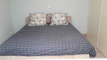 1 bedroom, travel crib, WiFi, bed sheets