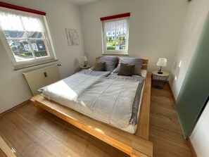 1 Schlafzimmer, Reisekinderbett, kostenloses WLAN, BettwÀsche