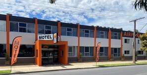Exterior - Adelaide Airport Motel (Brooklyn Park)