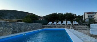 Villa Marta I beautiful house in center of old city and lovely pool