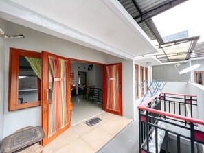 Casa familiar, 4 habitaciones | Terraza o patio