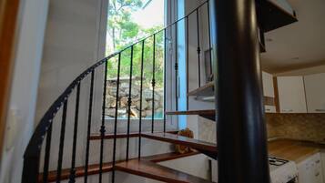 3 عدّة غرف نوم وواي فاي مجانًا وملاءات أسرّة