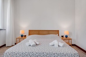 1 chambre, fer et planche à repasser, Wi-Fi