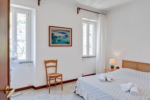 1 bedroom, iron/ironing board, WiFi