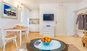 Appartement Galerie | Cuisine privée | Mini réfrigérateur, bouilloire électrique, grille-pain