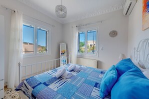 2 chambres, fer et planche à repasser, Wi-Fi, literie fournie