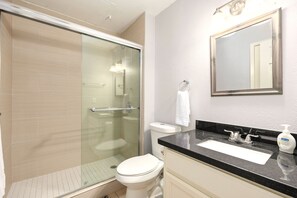 Shower, towels