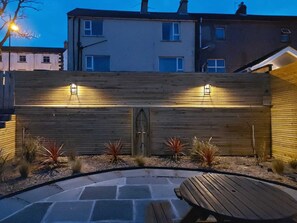 Apartament, bany privat, vistes al pati | Jardí