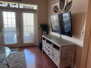 Interior - Seaside at Anastasia E302- Renovated Luxury Penthouse Condo: Walk to Ocean/Pool (St Augustine)