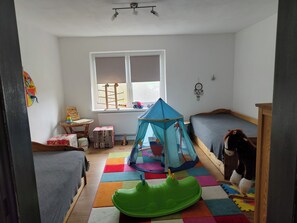 4 chambres, fer et planche Ă repasser, lit parapluie, Wi-Fi gratuit