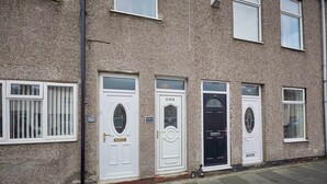 Exterior - Skyview (Whitley Bay)