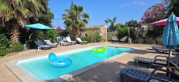 Piscine extérieure
