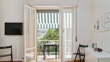 Apartment | Living room