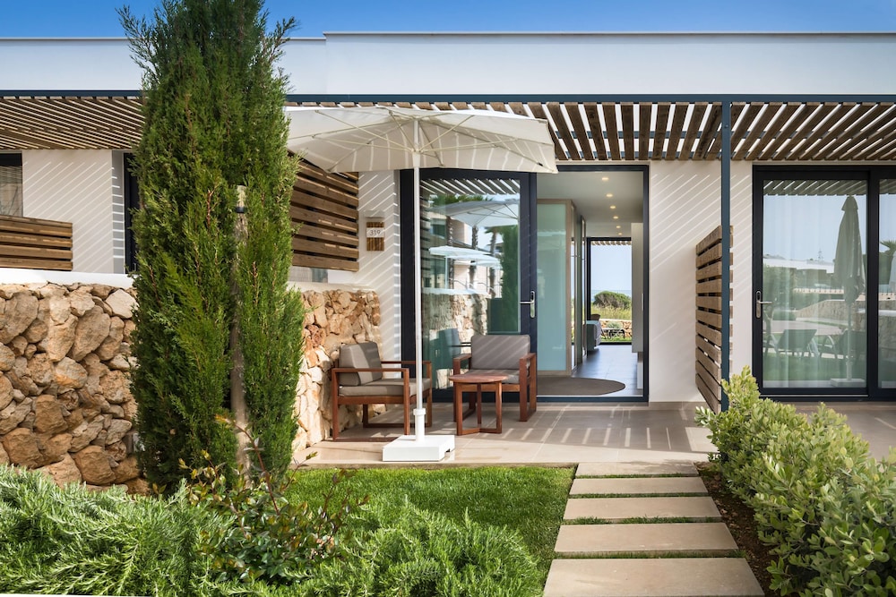 Barceló Nura by null