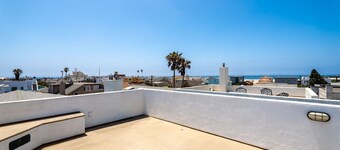 139H - Absolute Beach