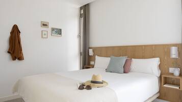 Villa | Luxe beddengoed, donzen dekbedden, bedden met traagschuimmatras