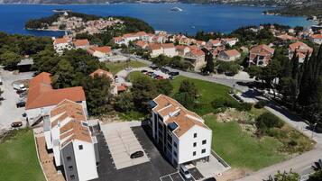 Apartment (Two Bedroom Apartment with Balcony) | Exterior