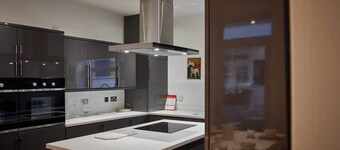 The View Old Coastguard Cottage