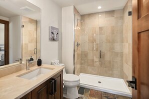 Combined shower/bathtub, towels, soap, shampoo - Spacious home w/Game Room, Fire Pit, and Hot Tub! (Cle Elum)
