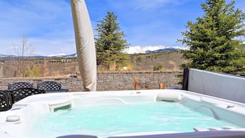 Appartement, 2 slaapkamers | Spabad buiten