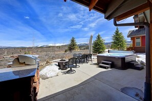 Condo, 2 phòng ngủ | Hiên