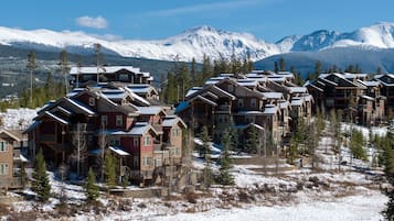 Condo, 2 Bedrooms | Exterior