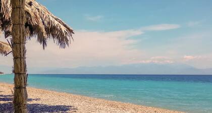 Stunning Home in Kiato With Sauna, Wifi and 5 Bedrooms