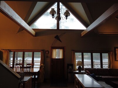 Gorgeous, secluded cottage in Magnetawan Provincial Park