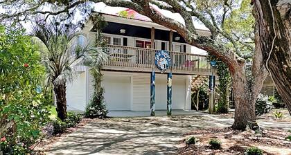 Sea Angels | Community Boat Launch + Beach Access!