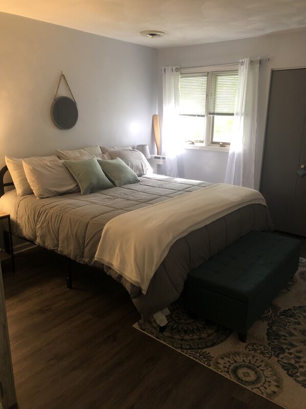 6 Schlafzimmer, Schreibtisch, Bügeleisen/Bügelbrett, kostenloses WLAN