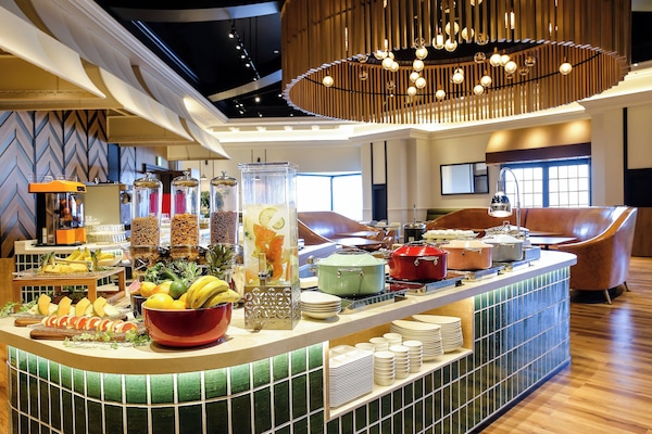 Tägliches Frühstücksbuffet (3300 JPY pro Person)