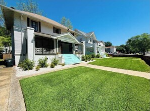 Exterior - Beautiful, Restored Historic Craftsman House, Perfect for groups! (Birmingham)