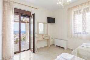 4 Schlafzimmer, Zimmersafe, Bügeleisen/Bügelbrett, kostenloses WLAN