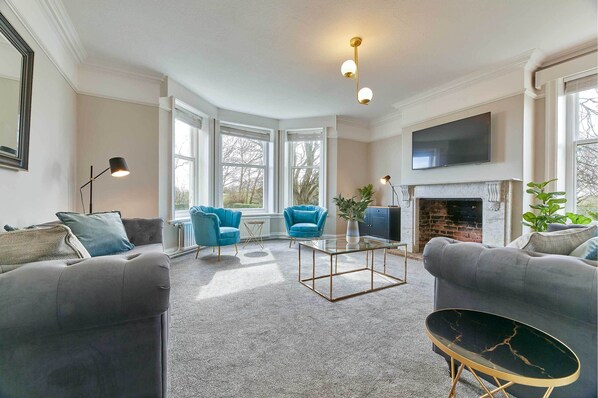 House | Living area | Flat-screen TV - The Old Rectory (Durham)