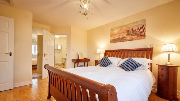 House - Tilly-Ho (Seahouses)