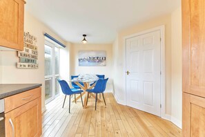 Interior - Tilly-Ho (Seahouses)