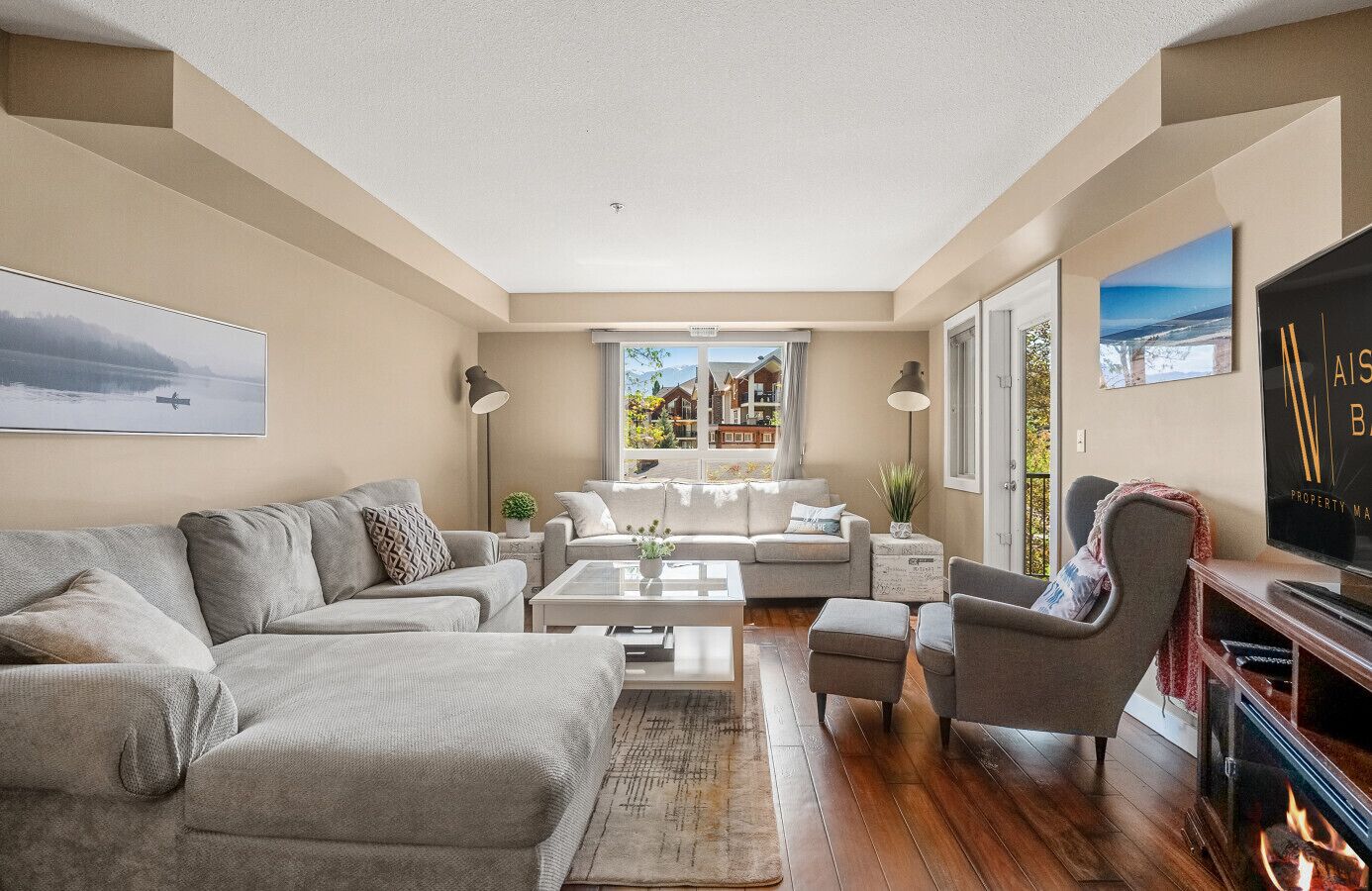 TV, Netflix, streaming services