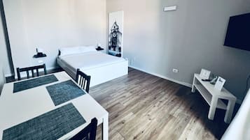 2 Schlafzimmer, Bügeleisen/Bügelbrett, kostenloses WLAN, Bettwäsche