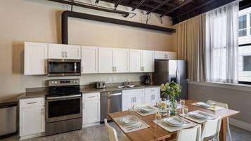 公寓客房, 4 間臥室 | 私人廚房 | 咖啡機/沖茶器