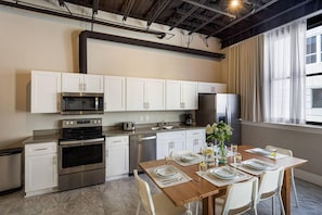 Condo, 4 Bedrooms | Private kitchen