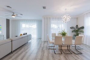 Smart TV, tavolo da calcetto