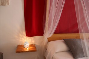1 habitación, wifi y ropa de cama