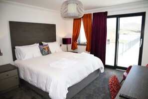 Két bảo mật tại phòng, trang trí khác biệt 