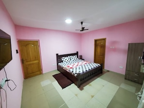 2 bedrooms, internet