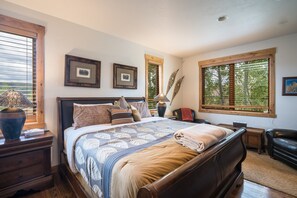 4 Schlafzimmer, Schreibtisch, kostenloses WLAN, Bettwäsche