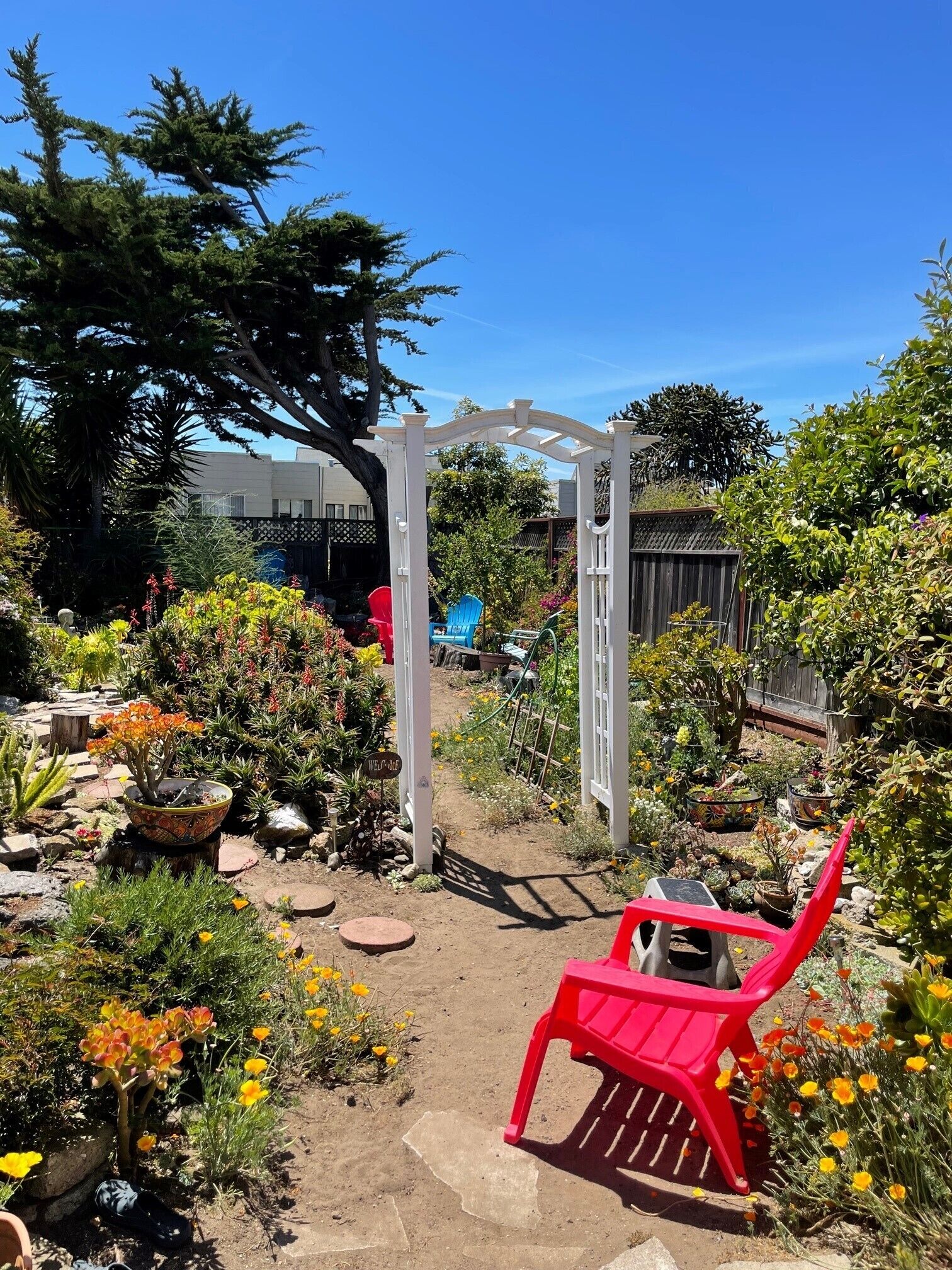 SUNNY GARDEN APARTMENT - SLEEPS 3+, NEAR GOLDEN GATE PARK