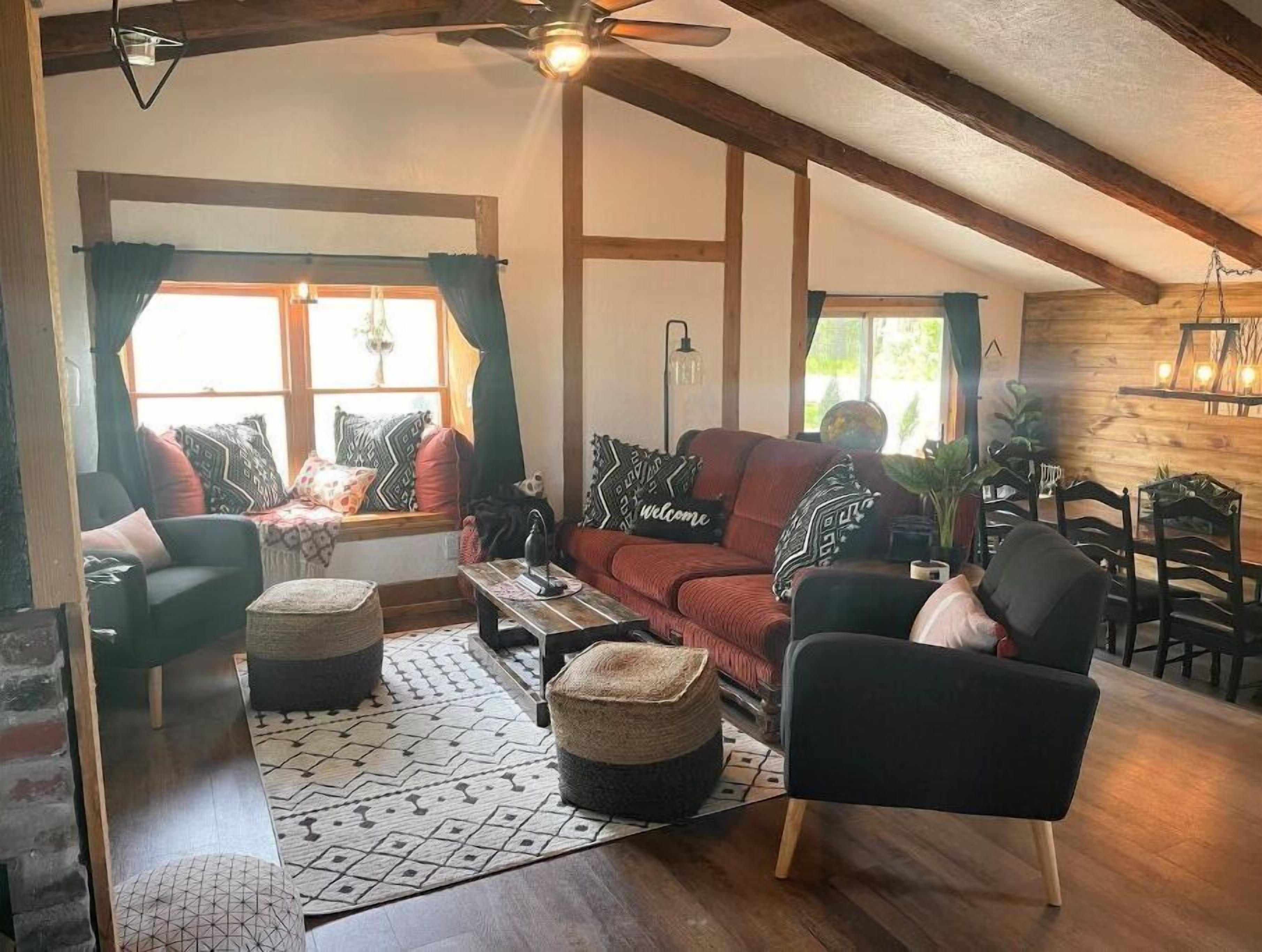 Smart TV, fireplace, table football, ping pong