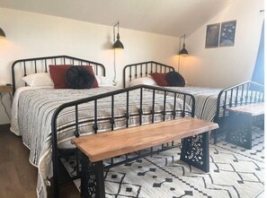 2 bedrooms, desk, iron/ironing board, free WiFi - The Schoolhouse Cabin - Hot Tub and Game Room!  (Hudson)