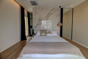 2 Schlafzimmer, Zimmersafe, Bügeleisen/Bügelbrett, Reisekinderbett