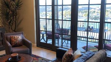 TV connectée, lecteur de DVD, imprimantes